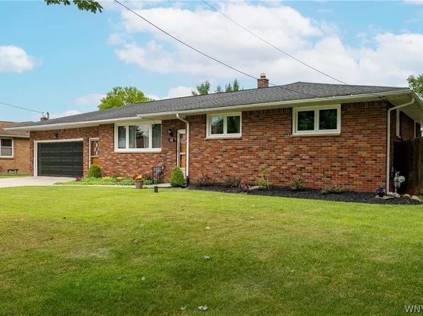 178 Bigelow Pl, Depew, NY 14043