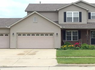 2924 Bear Claw St, Normal, IL 61761