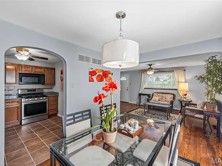3319 Eminence Blvd — Photo 10