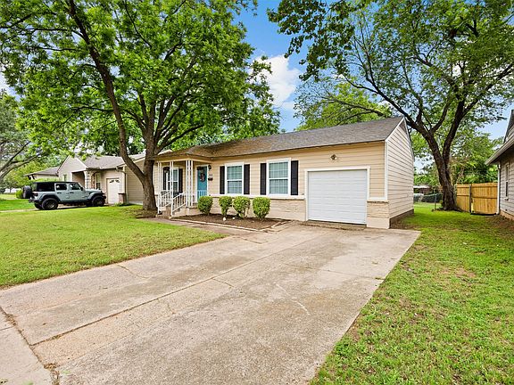 4th image of 1804 Stewart Dr