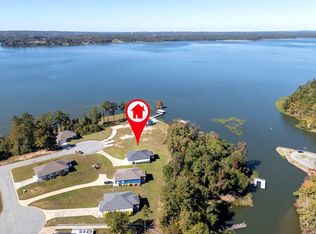 24 Point Dr, Georgetown, GA 39854