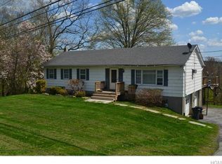 385 County Route 50, New Hampton, NY 10958
