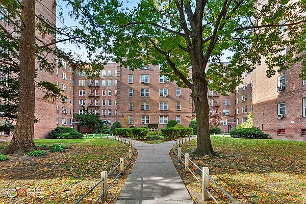 Sold by CORE | media 7