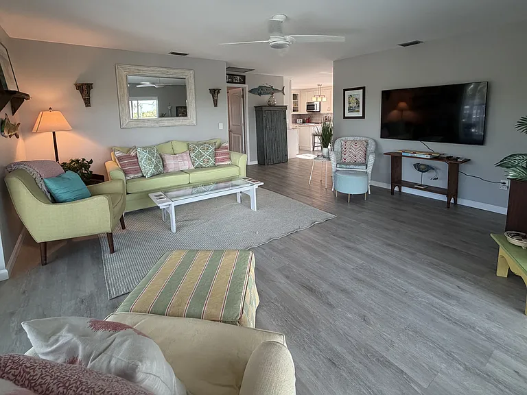 8302 Marina Dr — Photo 2