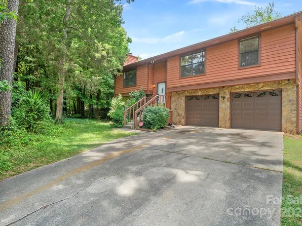 6005 Long Pine Dr, Charlotte, NC 28227