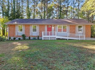 63 Royce Dr, Jonesboro, GA 30238