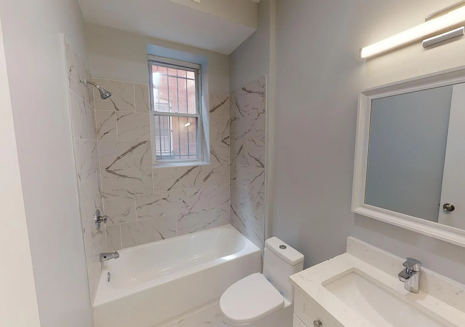 2 bed, 1100 sqft, $2,899 — Photo 4
