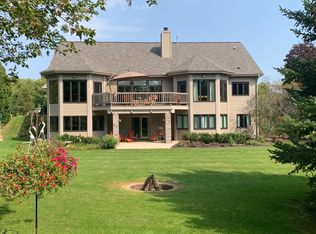 4411 Pleasant Hollow Rd, Jackson, WI 53037