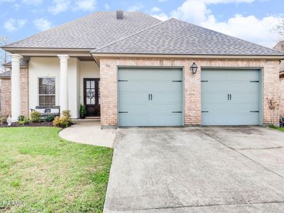 111 La Villa Cir, Youngsville, LA, 70592