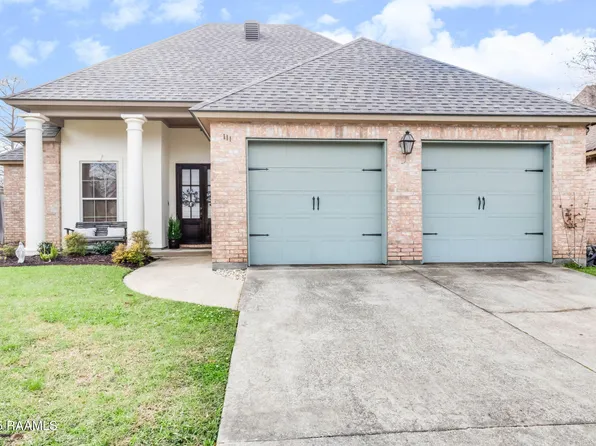 111 La Villa Cir, Youngsville, LA 70592
