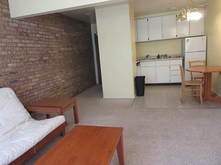 939 Dewey Ave #203 — Photo 4
