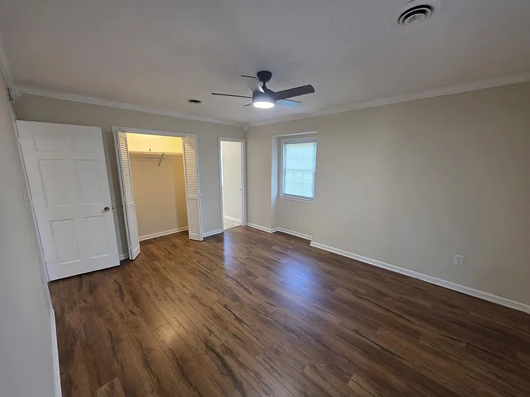 212 Stratford Dr — Photo 7