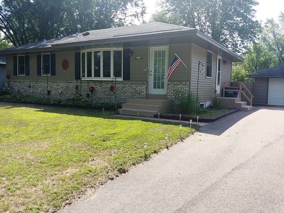1st image of 300 108th Ave NE