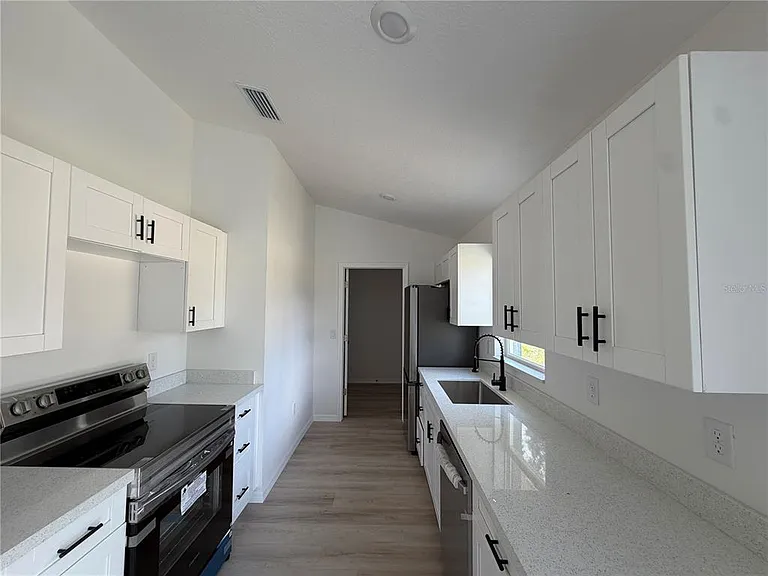 2691 SW 148th Ct — Photo 7