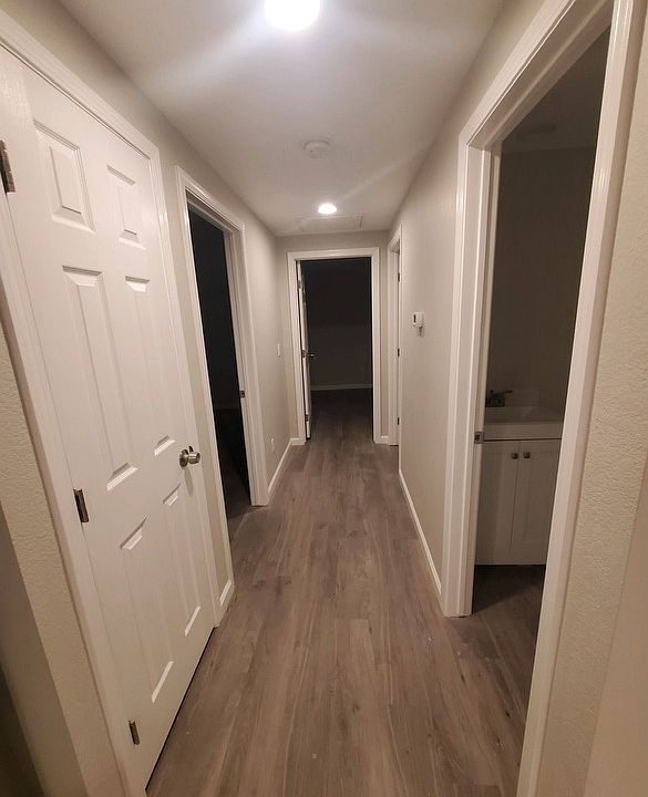 2nd image of 196 S Sun St