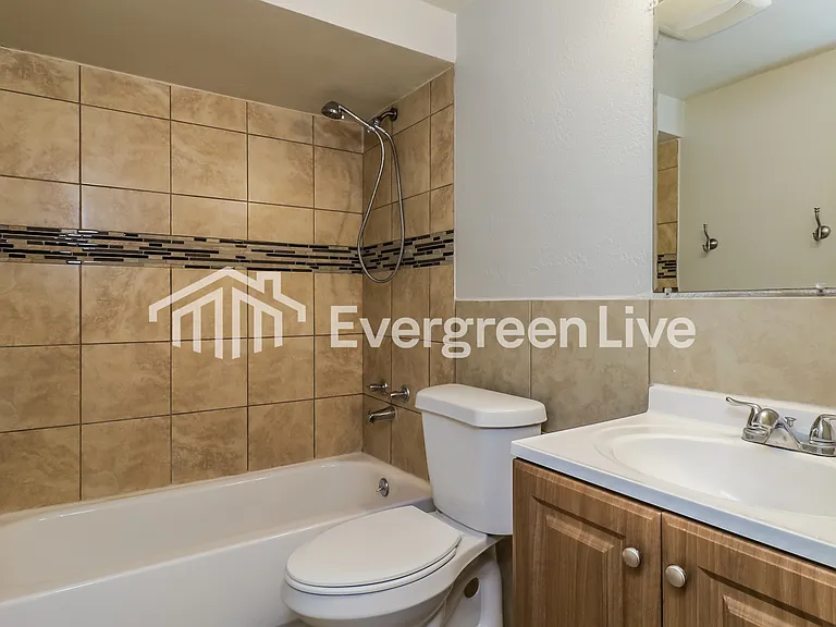 12904 Kings Manor Ave — Photo 14