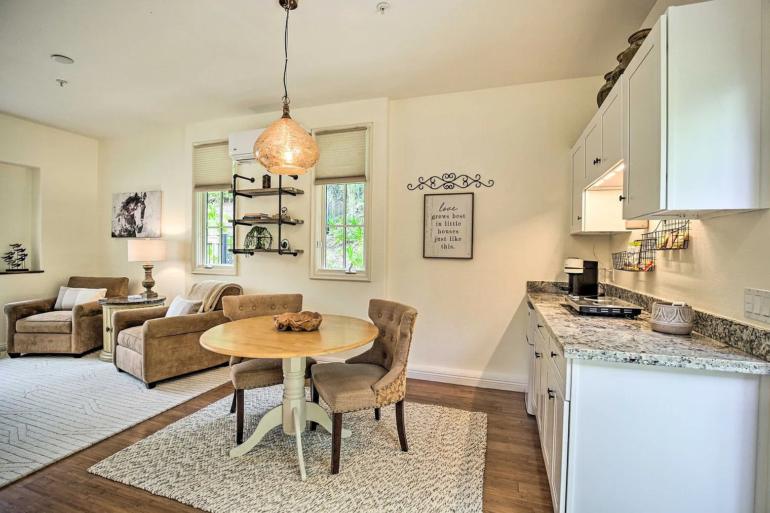 1 bed, 1.0 bath, 441 sqft, $3,964 — Photo 3