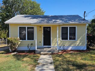 1614 N Lynn St, Taylor, TX 76574