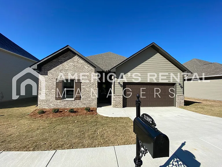 11392 Crimson Ridge Rd — Photo 1