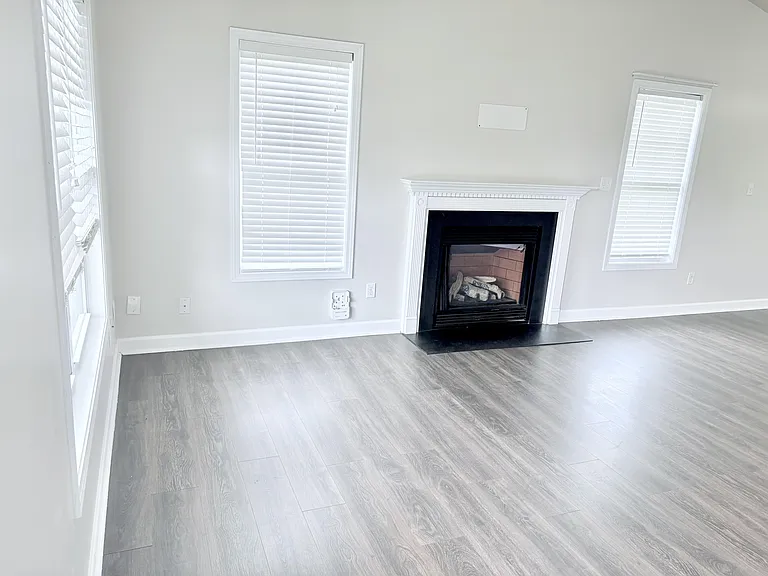 174 Moonstone Ct — Photo 8