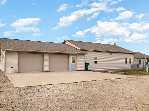 2nd image of 90590 County Road 215
