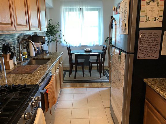 5th image of 200 Fisher Ave #5E