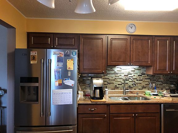3rd image of 8540 W Foster Ave Unit 404