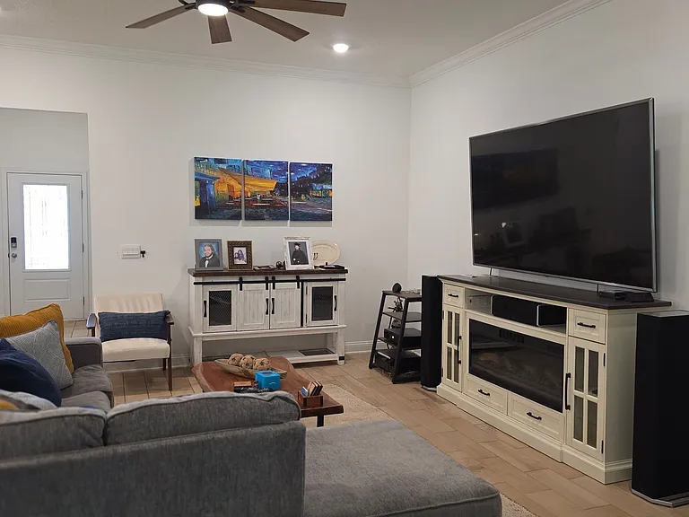 248 Zancara St — Photo 12