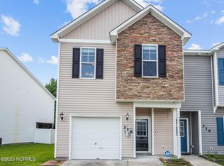 318 Glenhaven Ln, Jacksonville, NC 28546