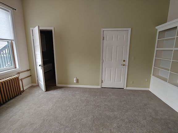 5th image of 523 Portland Ave #2