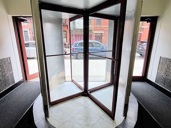 5th image of 80 Cranberry St #D5
