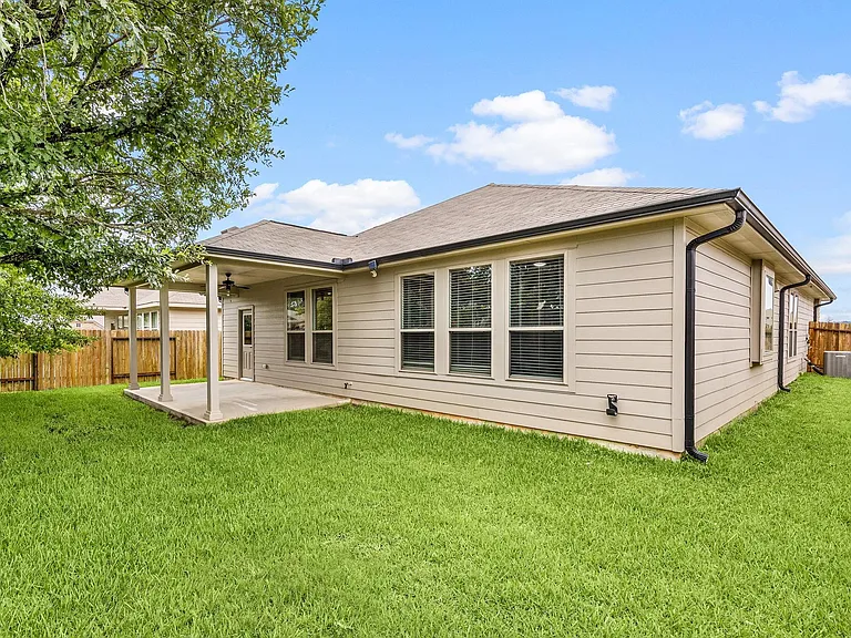 11323 Cora Ln — Photo 37