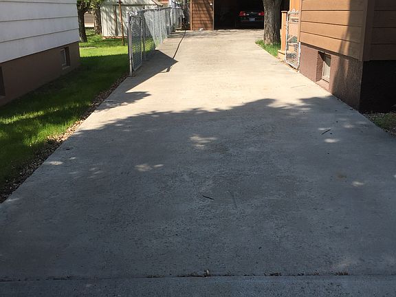 2nd image of 1036 Wilson Ave