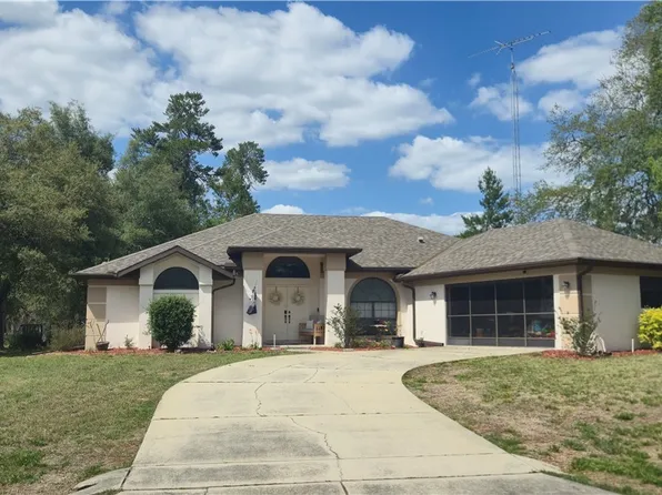 27 Grass St, Homosassa, FL 34446