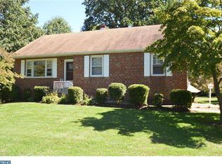 19 Buck Rd, Huntingdon Valley, PA 19006