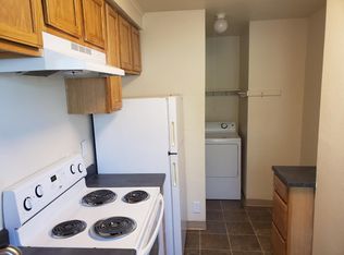 8332 Pine St S, Lakewood, WA 98499