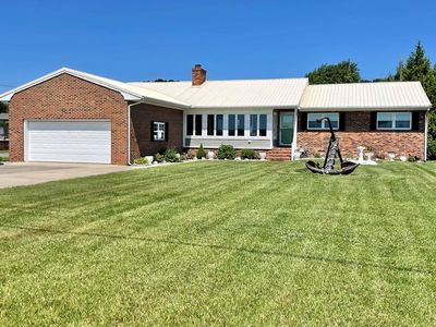 7669 E Side Rd, Chincoteague Island, VA, 23336