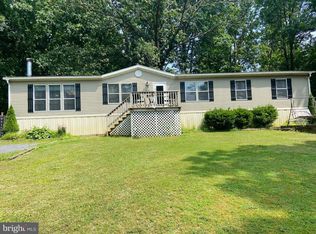 153 Redwood Dr, Rileyville, VA 22650