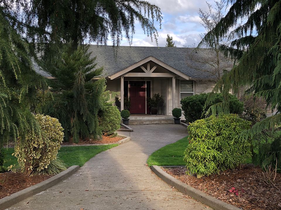 1st image of 17701 Meadowlark Ln SE