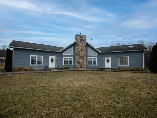 981 Indian Rock Rd, Reedsville, WV 26547