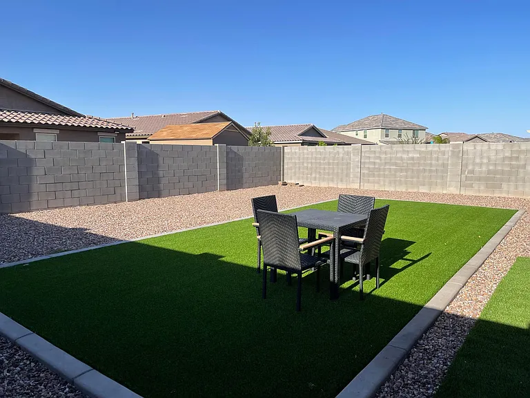 2146 W Tobias Way — Photo 46