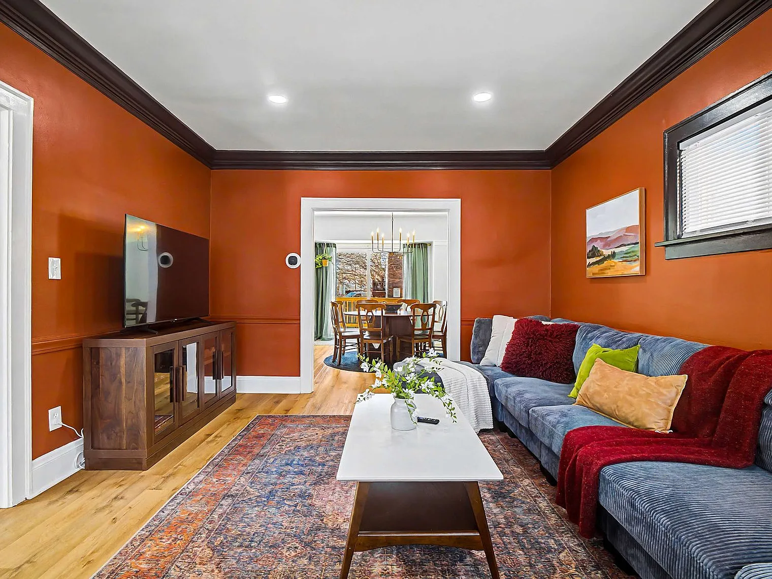 4 bed, 2.0 bath, 1463 sqft, $5,318 — Photo 4