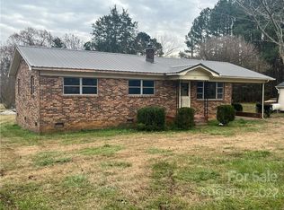 310 Tryon School Rd, Bessemer City, NC 28016