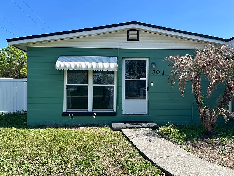 301 California Ave — Photo 14