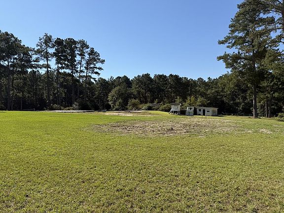 3rd image of 364 Burt Phillips Rd