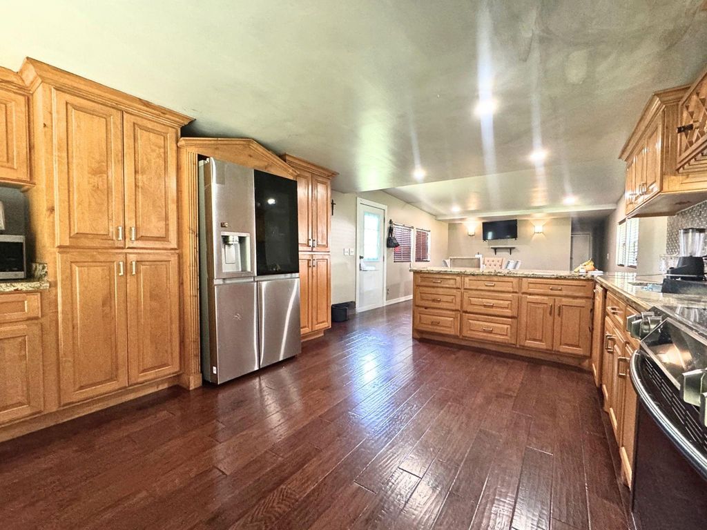 12828 State Highway 36 S, Lyons, TX - More
