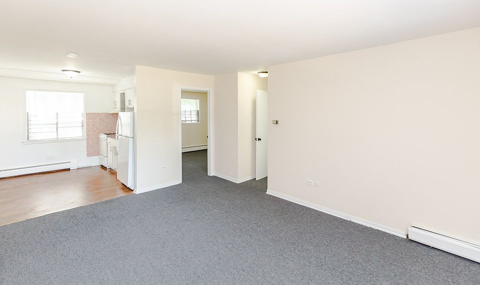 1st image of 7904 S Wabash Ave APT 1B