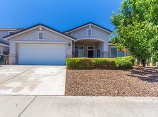 8900 Monterey Oaks Dr, Elk Grove, CA 95758