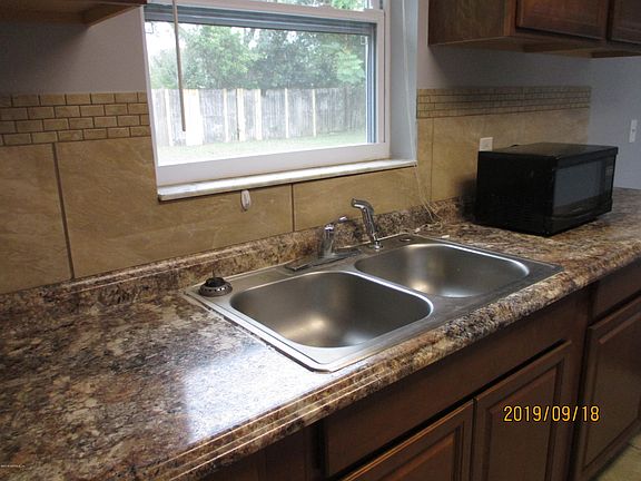 4th image of 11619 Cape Horn Ave