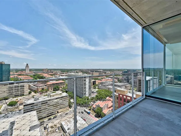 313 W 17th St #2101, Austin, TX 78701